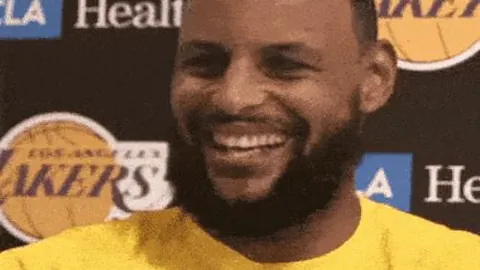 镜界新篇：我国小学首现“眼镜娃”，共筑“无近视”愿景